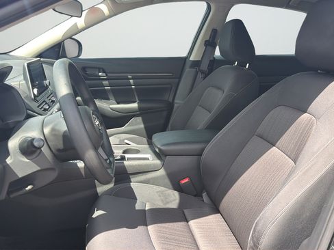 Certified 2025 Nissan Altima 2.5 S FWD image 24