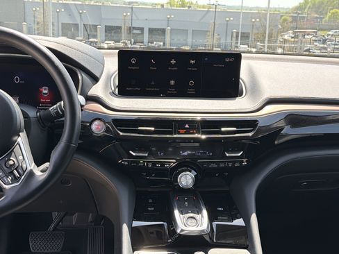 Used 2022 Acura MDX SH-AWD w/ Technology Package image 30