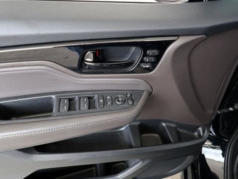 Used 2018 Honda Odyssey Elite image 41
