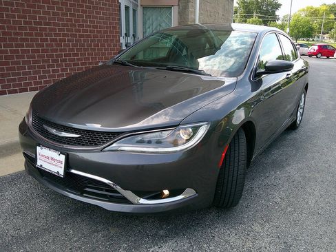 Used 2015 Chrysler 200 C w/ Navigation & Sound Group I FWD image 2