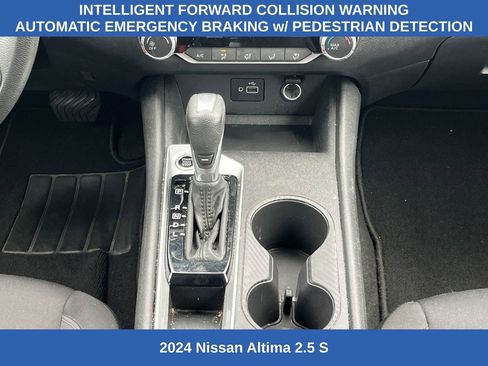 Used 2024 Nissan Altima 2.5 S FWD image 4