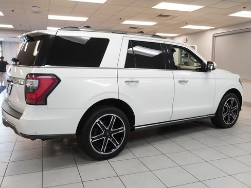 Used 2021 Ford Expedition Limited AWD/4WD image 15