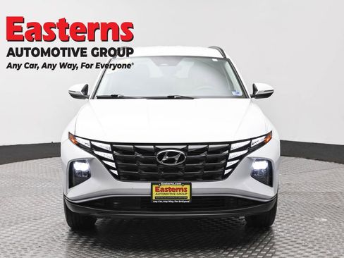 Used 2022 Hyundai Tucson SEL AWD/4WD image 2