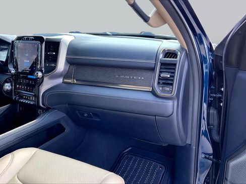 Used 2020 RAM 1500 Limited AWD/4WD image 19