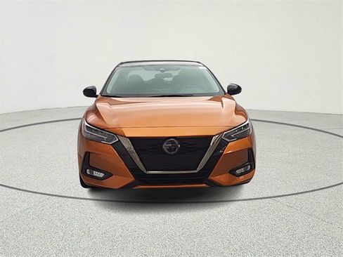 Used 2020 Nissan Sentra SR w/ Trunk Package image 2