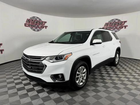 Used 2021 Chevrolet Traverse LT AWD/4WD image 3