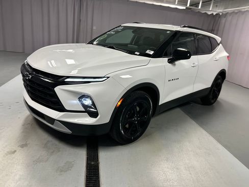 Used 2024 Chevrolet Blazer LT w/ Convenience Package image 3