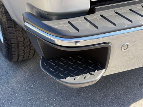 Used 2018 Chevrolet Silverado 1500 LT w/ All Star Edition image 11