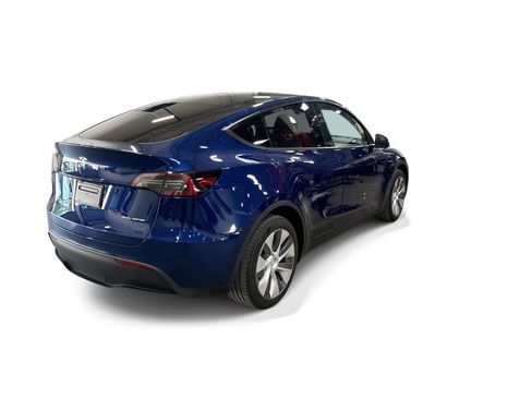 Certified 2023 Tesla Model Y Long Range AWD/4WD image 6