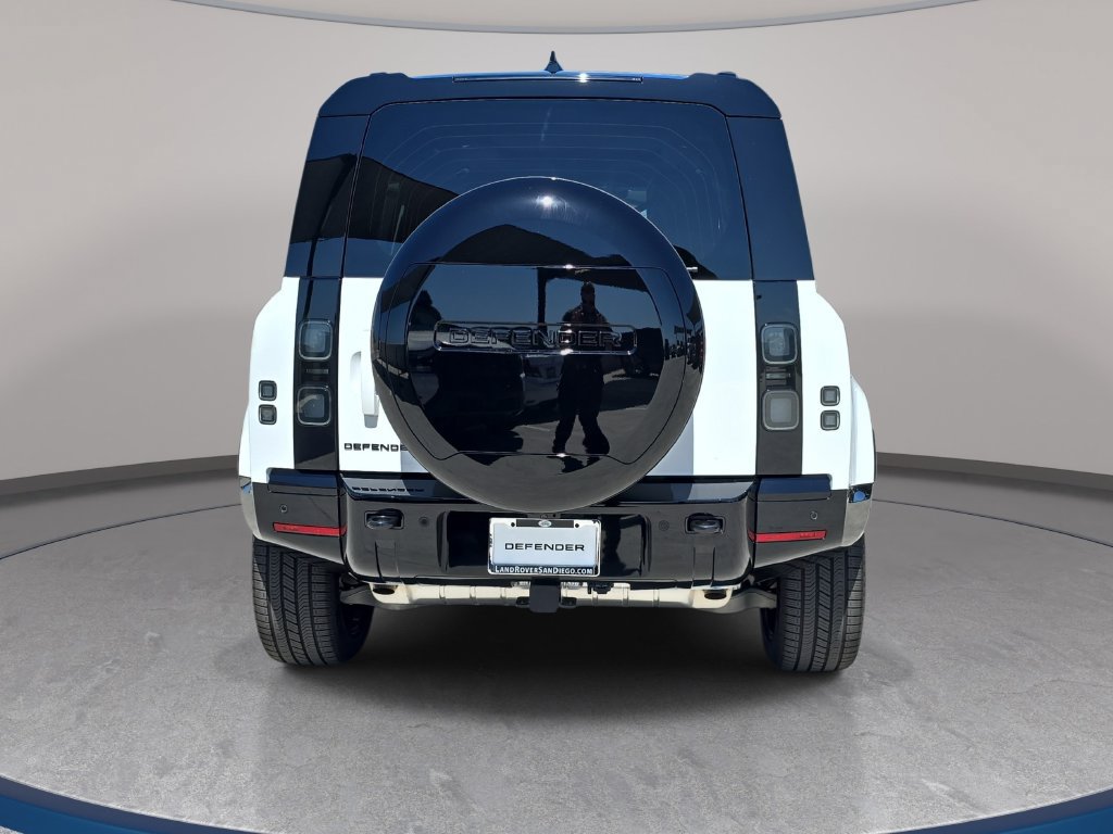 New 2026 Land Rover Defender 110 X-Dynamic SE AWD/4WD image 6