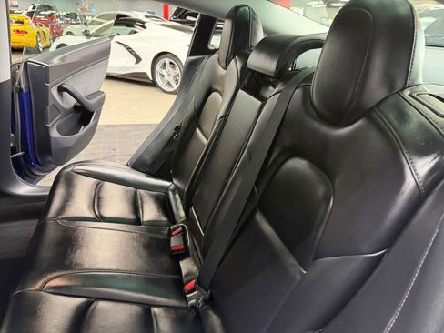 Used 2018 Tesla Model 3 Mid Range RWD image 36
