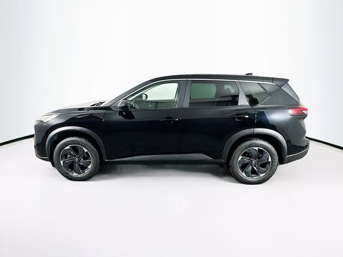 Used 2025 Nissan Rogue SV image 4