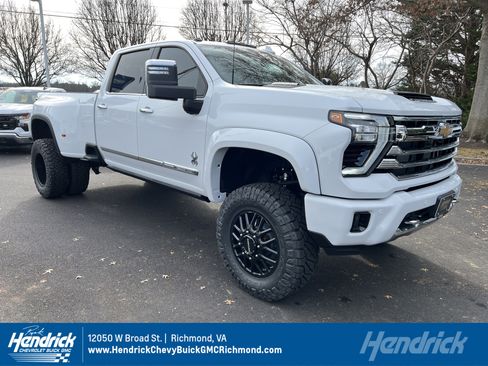 New 2026 Chevrolet Silverado 3500 High Country w/ High Country Premium Package image 1