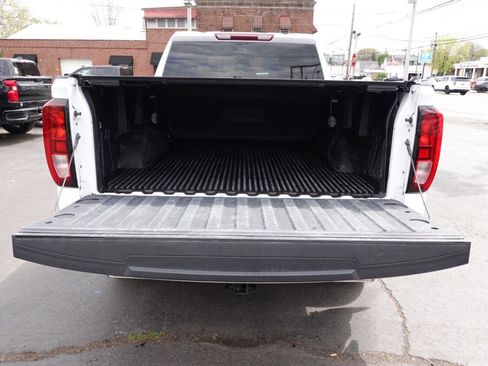 Used 2023 GMC Sierra 1500 SLE w/ X31 Off-Road Package AWD/4WD image 26