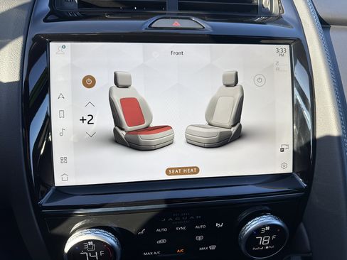 Used 2024 Jaguar E-PACE R-Dynamic SE image 28