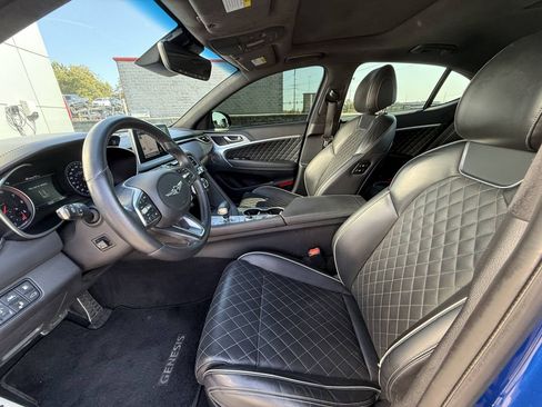 Used 2019 Genesis G70 2.0T Advanced w/ Sport Package image 10