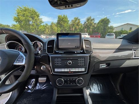 Used 2017 Mercedes-Benz GLE 63 AMG S image 11