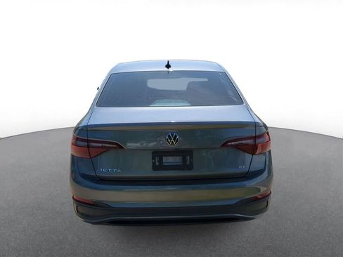 Used 2022 Volkswagen Jetta SE FWD image 6