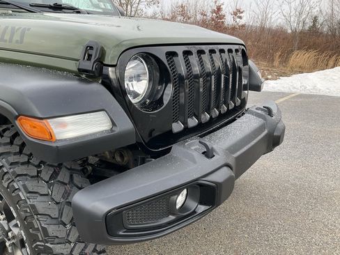 Used 2020 Jeep Wrangler Sport image 22