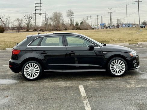 Used 2017 Audi A3 e-tron Premium Plus image 5