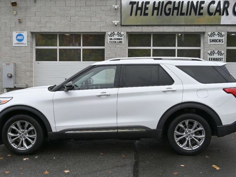 Used 2021 Ford Explorer Limited image 5