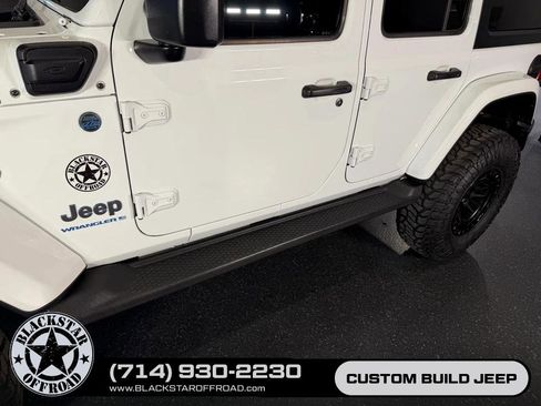 Used 2024 Jeep Wrangler Unlimited AWD/4WD image 7