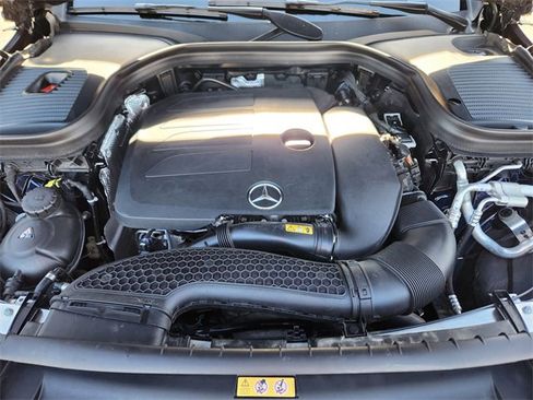 Certified 2021 Mercedes-Benz GLC 300 4MATIC image 23