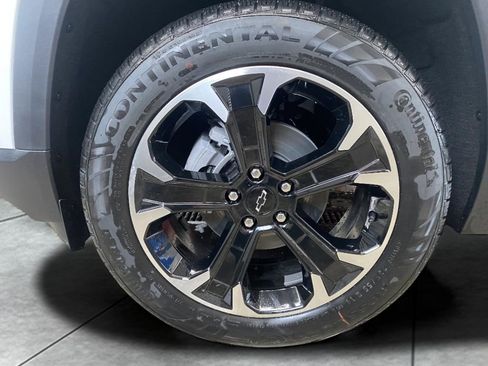 New 2026 Chevrolet Equinox LT w/ Convenience Package II image 14