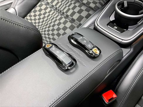 Used 2026 Porsche 911 GTS RWD image 38