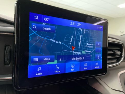 Used 2023 Ford Explorer XLT w/ Equipment Group 202A image 28