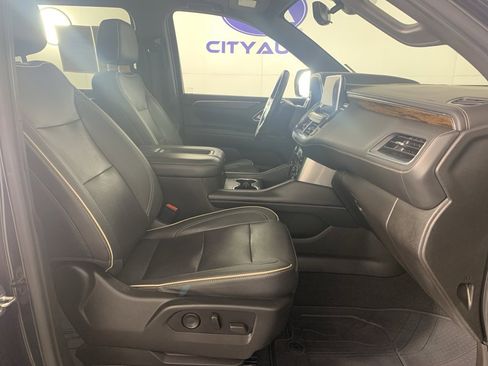 Used 2021 Chevrolet Suburban Premier w/ Premium Package image 45