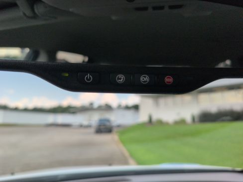 Used 2017 Buick Enclave Leather FWD image 30