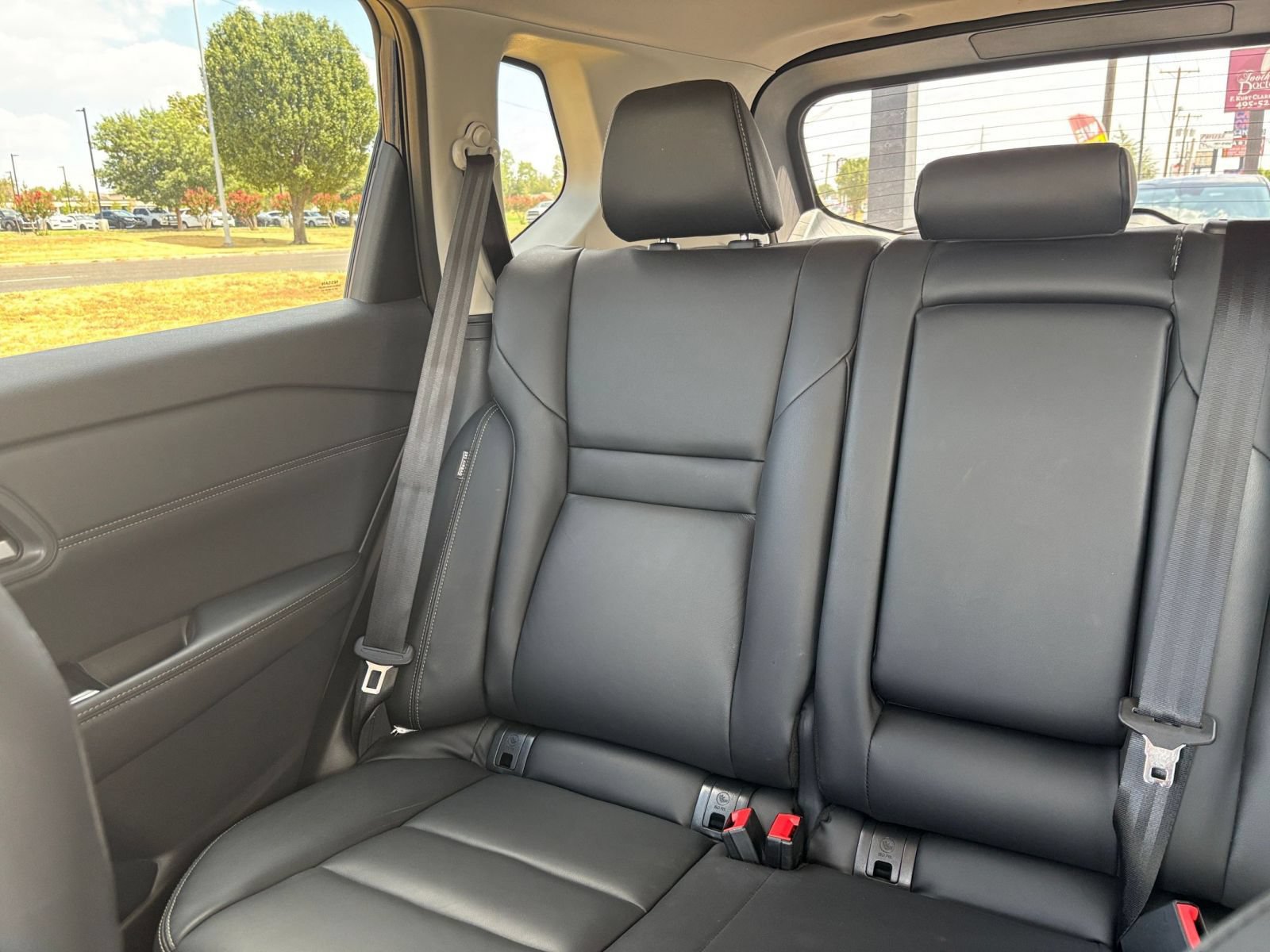 Used 2026 Nissan Rogue SL FWD image 41