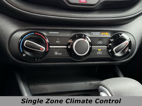 Used 2020 Kia Soul LX image 11