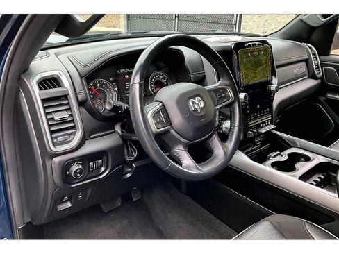 Used 2023 RAM 1500 Laramie AWD/4WD image 14