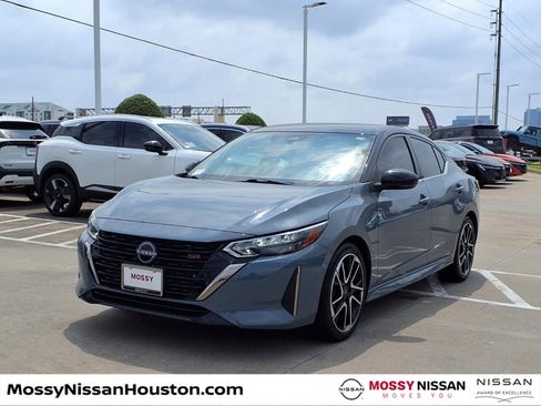 Used 2024 Nissan Sentra SR FWD image 4