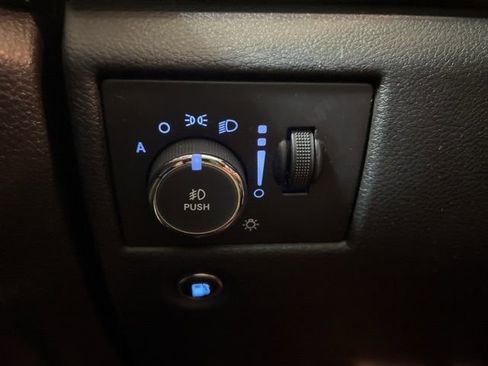 Used 2015 Jeep Grand Cherokee High Altitude image 46