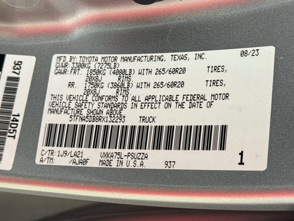 Used 2024 Toyota Tundra Platinum AWD/4WD image 29