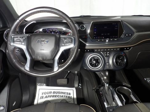 Used 2022 Chevrolet Blazer Premier w/ Enhanced Convenience Package AWD/4WD image 12