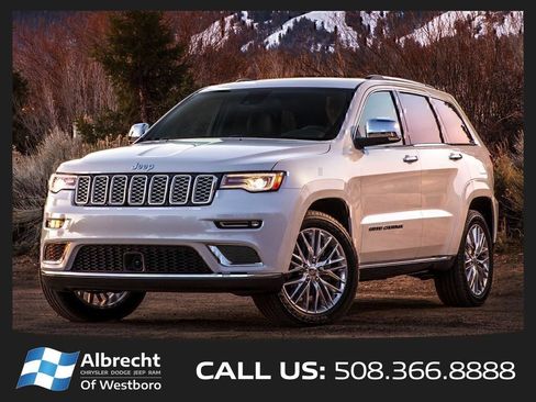 Used 2017 Jeep Grand Cherokee Limited AWD/4WD image 1