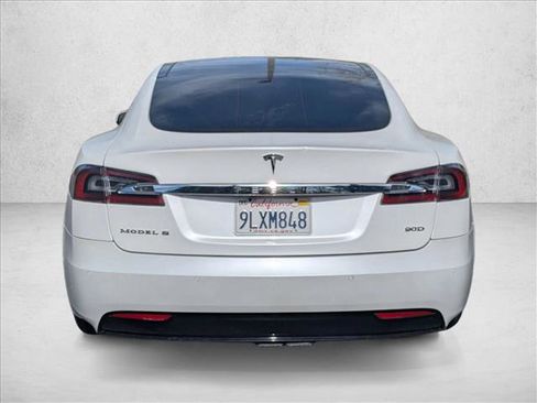 Used 2016 Tesla Model S 90D image 7