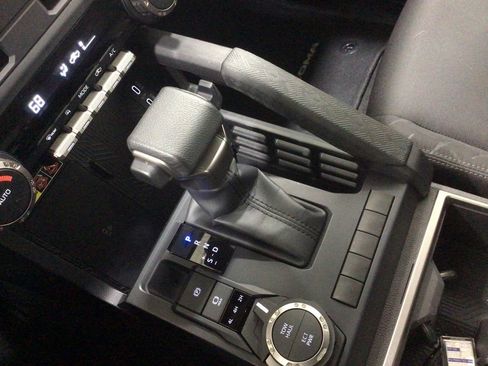 Used 2024 Toyota Tacoma SR5 image 13