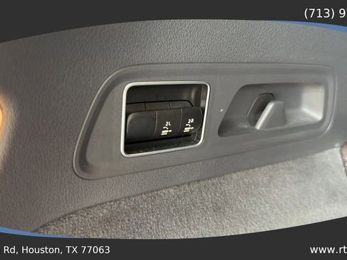 Used 2020 Mercedes-Benz GLS 450 4MATIC image 31