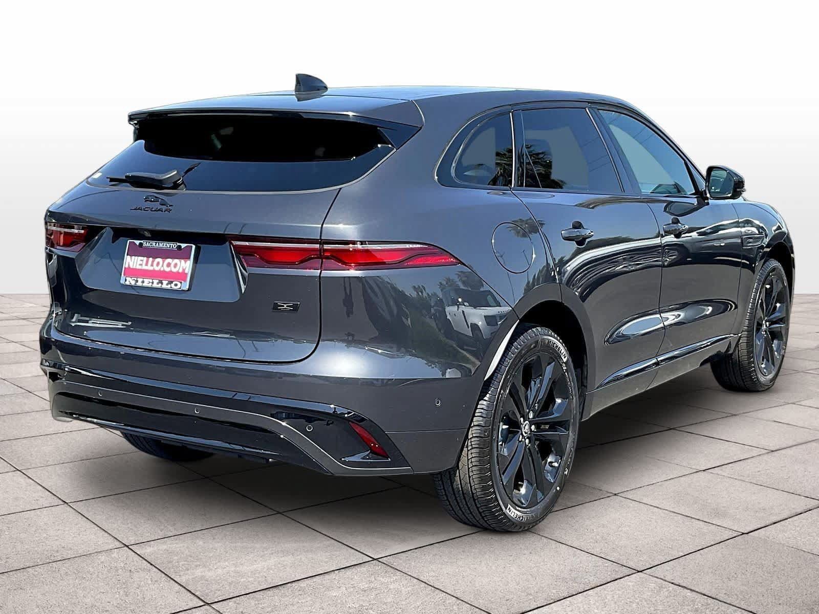 New 2026 Jaguar F-PACE R-Dynamic S AWD/4WD image 4