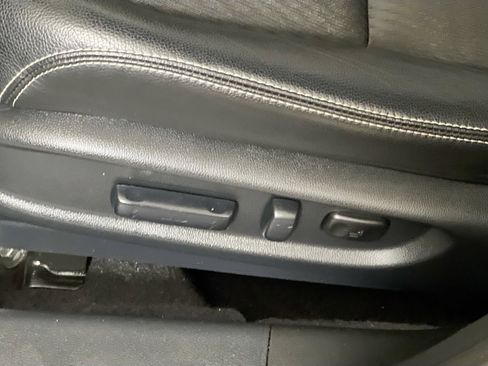 Used 2017 Honda Accord Sport image 15