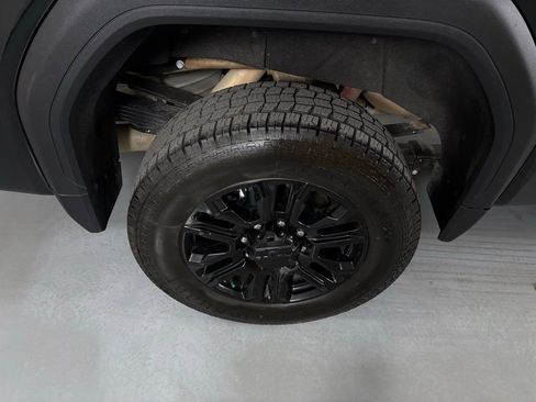 Used 2023 GMC Sierra 3500 Denali w/ Denali Black Diamond Edition AWD/4WD image 14