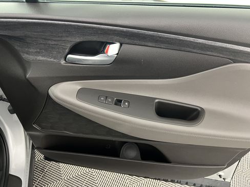 Used 2019 Hyundai Santa Fe SEL AWD/4WD image 24