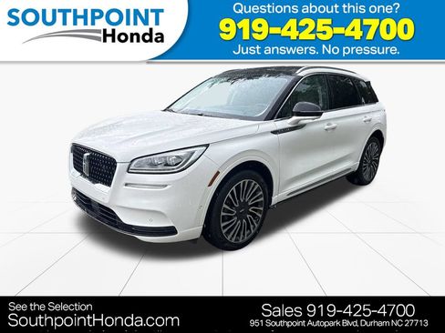 Used 2022 Lincoln Corsair Reserve w/ Equipment Group 201A AWD/4WD image 3