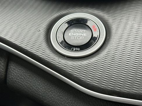 Used 2024 Jeep Grand Cherokee L Laredo RWD image 26