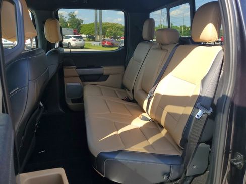 Used 2022 Ford F150 Lariat w/ Equipment Group 502A High AWD/4WD image 5
